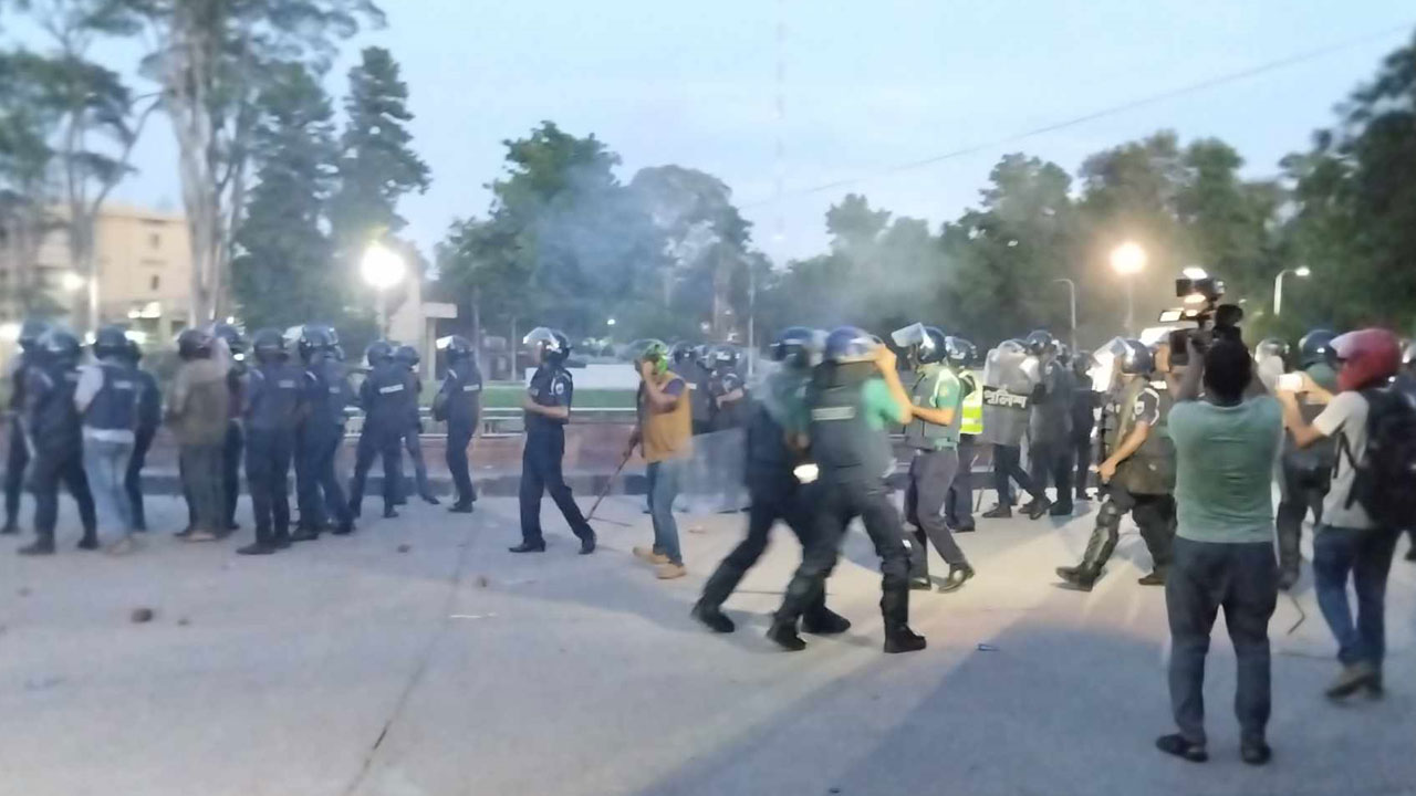 তৃতীয় কোন পক্ষ অহিংস আন্দোলনকে সহিংস করে তুলেছে- রাবির সমন্বয়