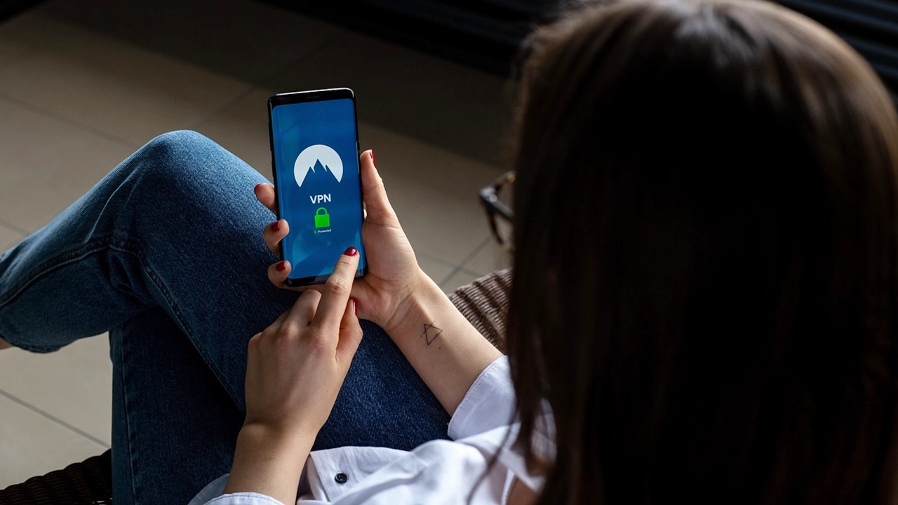 ভিপিএন ব্যবহারে আইসিটি প্রতিমন্ত্রীর সতর্কবার্তা