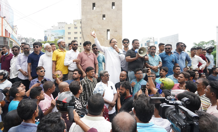 পরিস্থিতি স্বাভাবিক না হওয়া পর্যন্ত আমরা রাজপথে থাকবো’: লিটন