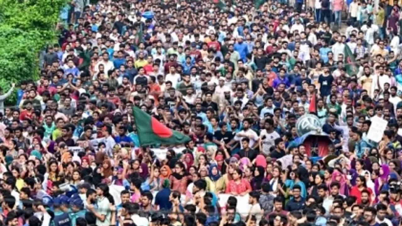 আজকের মতো আন্দোলন সমাপ্ত ঘোষণা