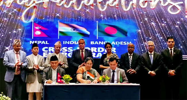 ভারত হয়ে আসবে নেপালের বিদ্যুৎ, ত্রিপক্ষীয় চুক্তি সই