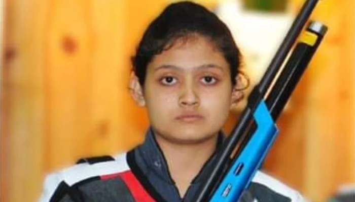 চলে গেলেন সোনাজয়ী শুটার সাদিয়া