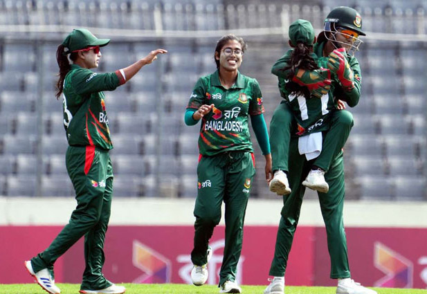 রেকর্ডকে সঙ্গী করে আয়ারল্যান্ডকে হোয়াইওয়াশ বাংলাদেশের