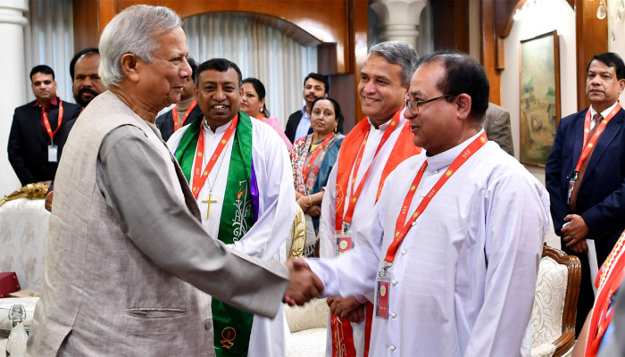 প্রত্যেক ধর্মে শান্তির বাণী আছে: প্রধান উপদেষ্টা