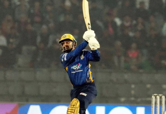 ‘বাদ পড়ার পর’ রেকর্ড বই এলোমেলো করে দিলেন লিটন