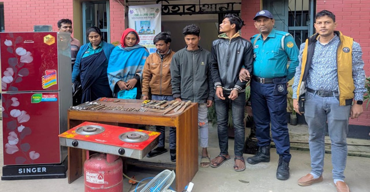 রাজশাহীতে সংঘবদ্ধ চোর চক্রের চার সদস্য গ্রেফতার