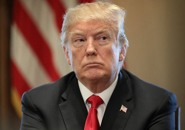 শপথ নেয়ার আগেই অভিবাসীদের কঠোর বার্তা দিলেন ট্রাম্প