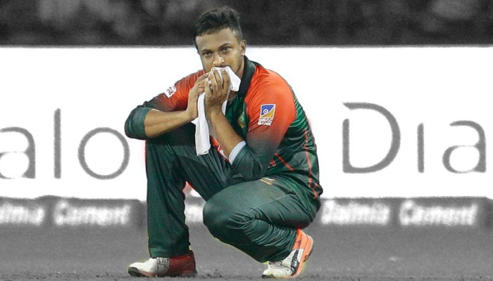 ‘সাকিব আর খেলতে পারবে না’