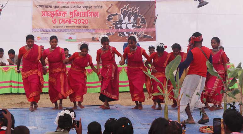 গোদাগাড়ীতে রক্ষাগোলা গ্রাম সমাজ সংগঠনসমূহের সাংস্কৃতিক প্রতিযোগিতা শুরু
