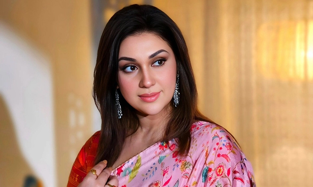 অপু বিশ্বাসের বিরুদ্ধে প্রতারণার অভিযোগ