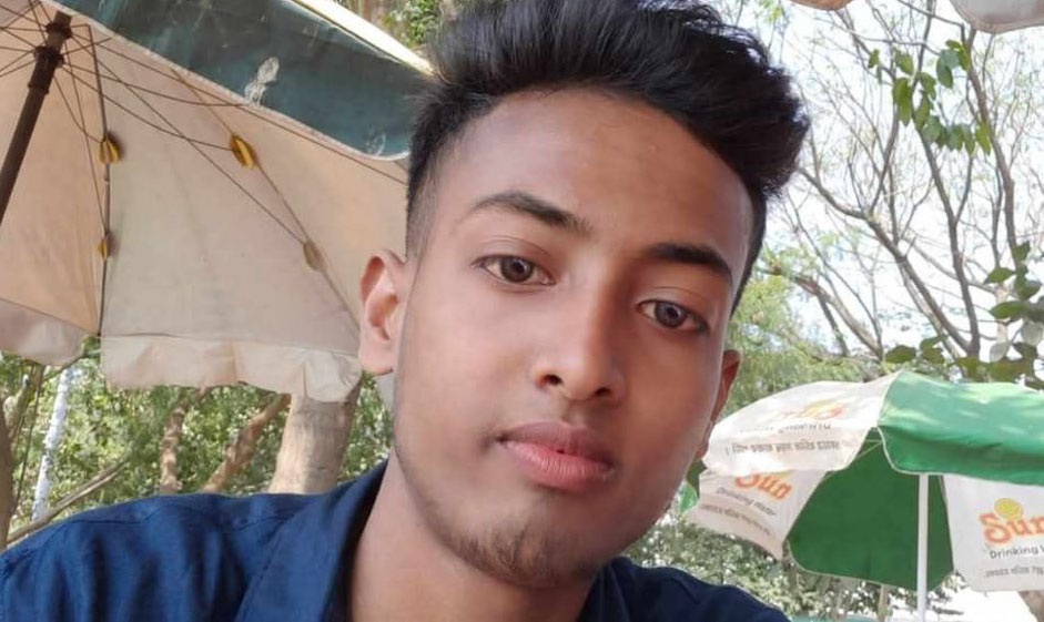 দুর্গাপুরে মোটরসাইকেল কিনে না দেওয়ায় অভিমানে যুবকের আত্মহত্যা