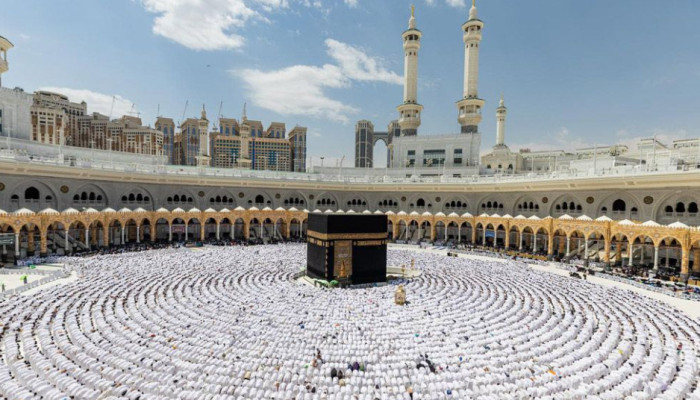 রমজানের প্রথম ১০ দিনে কাবায় রেকর্ড আড়াই কোটি মুসল্লি