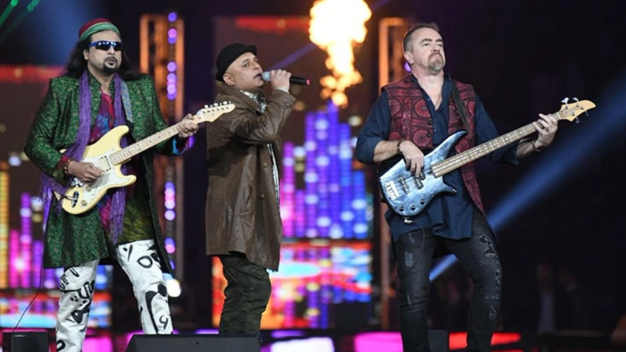 বাংলাদেশে আসছে পাকিস্তানি ব্যান্ড জুনুন