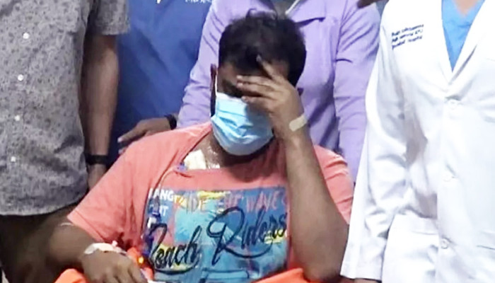 বাসায় ফিরলেন তামিম