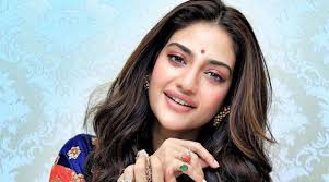 নুসরাতের কঠিন জবাব