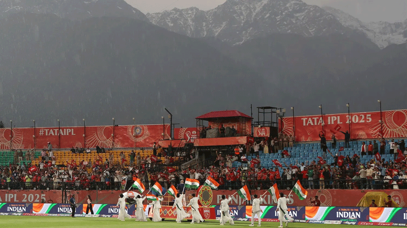 ‘আইপিএল চলবে’ ঘোষণা দিলেও দুশ্চিন্তায় কর্তৃপক্ষ