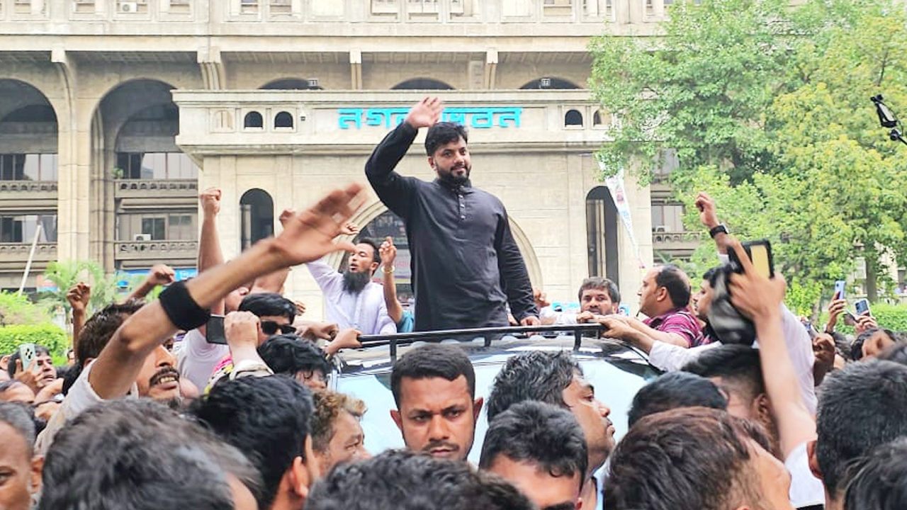 সরকারকে শেষ বার্তা দিলেন ইশরাক