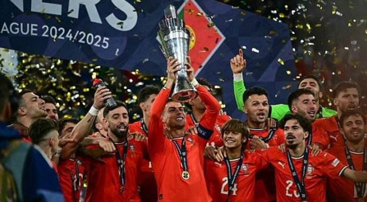 স্পেনকে হারিয়ে শিরোপা পর্তুগালের