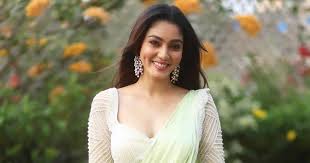 লিভার সিরোসিসে আক্রান্ত সানা মকবুল