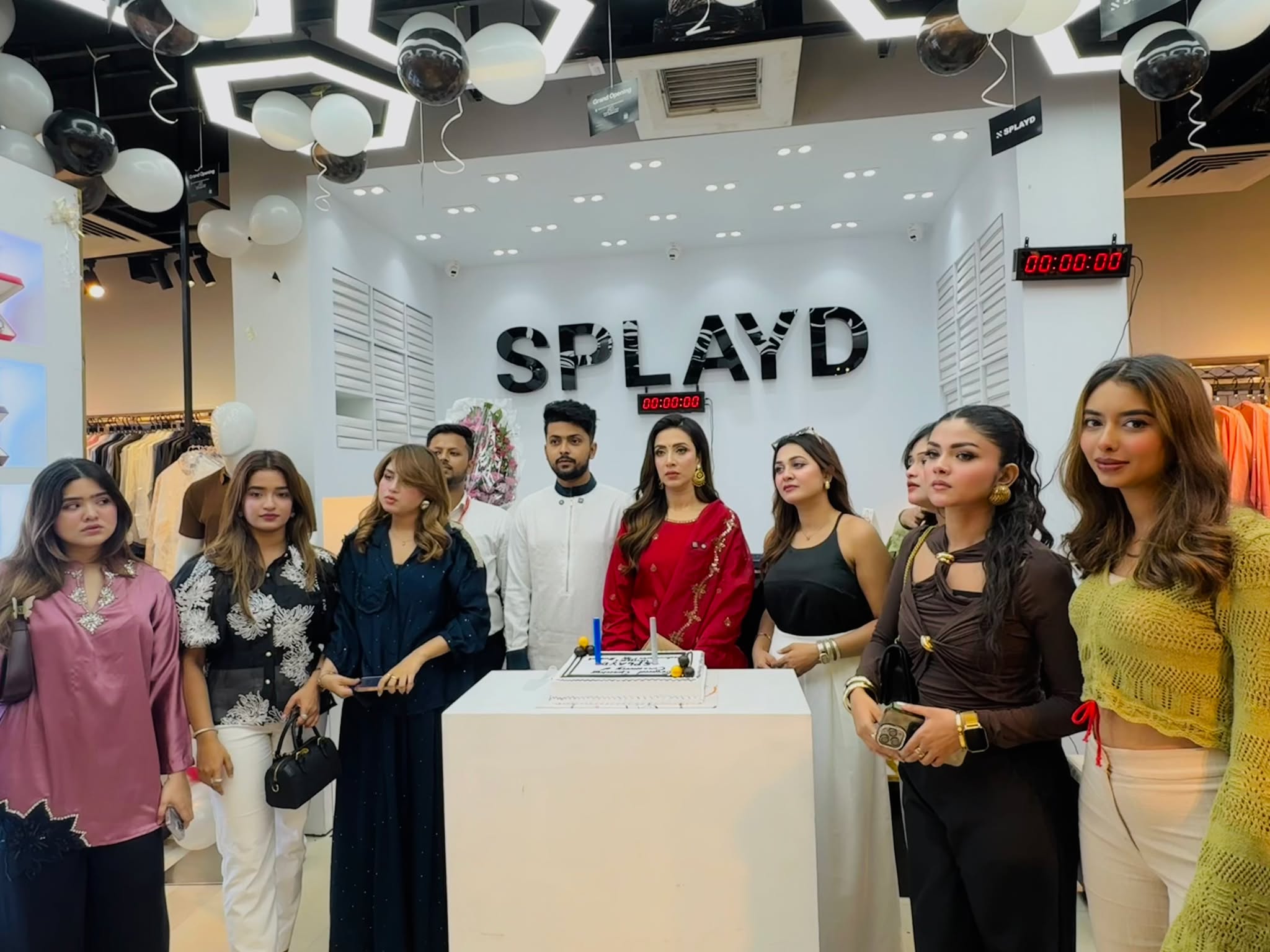 মিমের হাত ধরে নতুন সূচনা