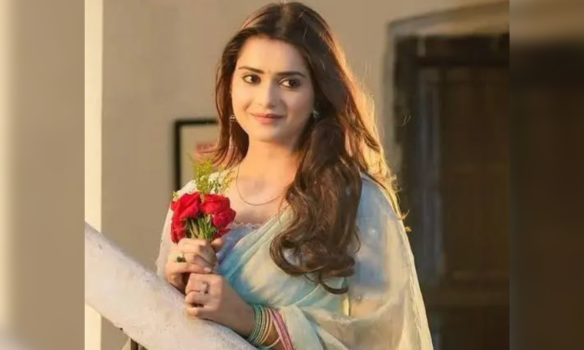 ভক্তদের সুখবর দিলেন তানজিন তিশা