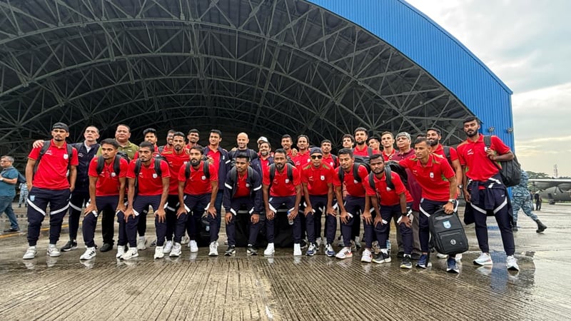 নেপাল থেকে নিরাপদে ঢাকায় ফিরলেন ফুটবলাররা