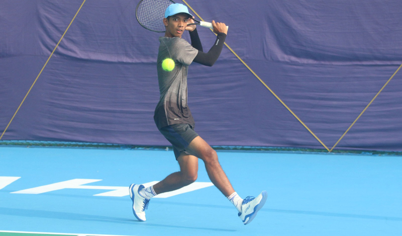 রাজশাহীতে জুনিয়র টেনিসে ইতিহাস গড়লেন জারিফ আবরার