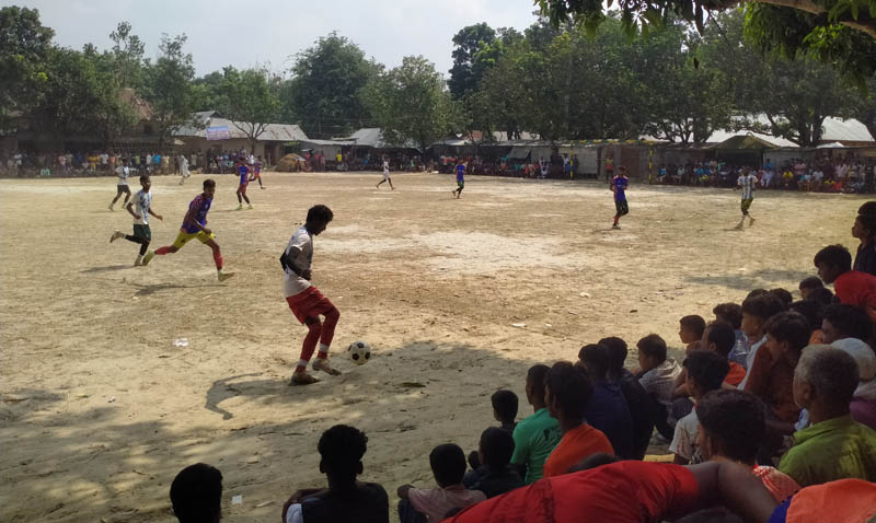 তানোরে ফুটবল টুর্নামেন্টের উদ্বোধন