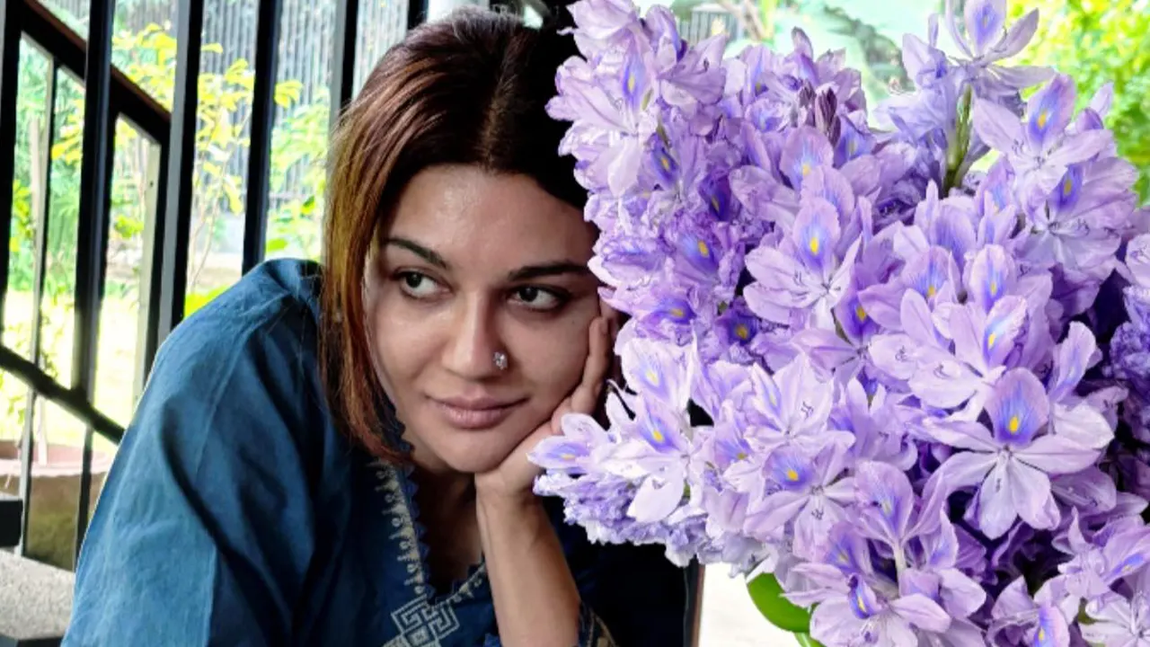 মনোমুগ্ধকর জয়া