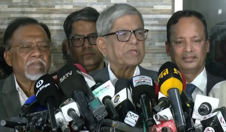 ইসির ভূমিকা নিয়ে অভিযোগ মির্জা ফখরুলের