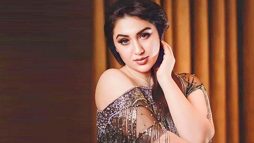 ওটিটিতে আসছেন অপু বিশ্বাস