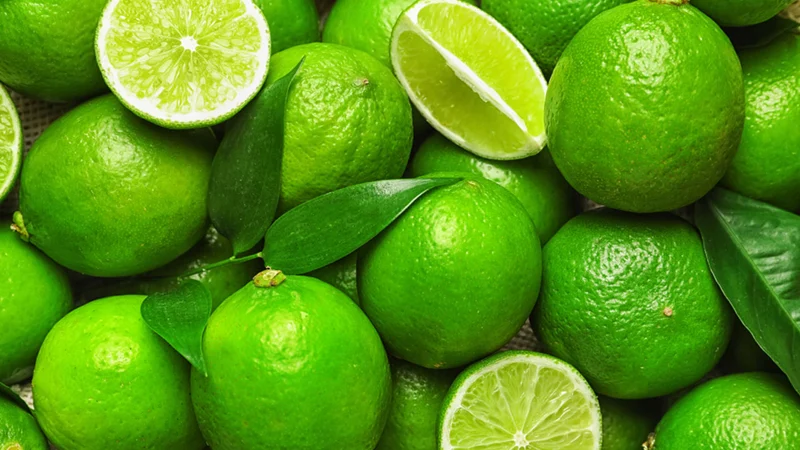 রোজার আগে অস্বাভাবিকভাবে বেড়েছে লেবুর দাম