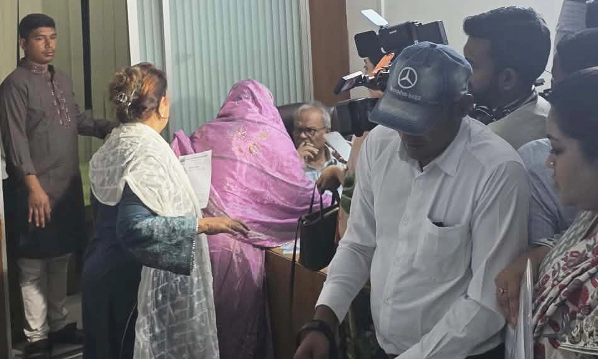 সংরক্ষিত আসনে বিএনপির মনোনয়ন ফরম বিক্রি শুরু