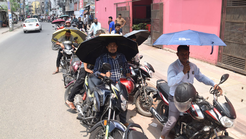 জ্বালানী তেল বাণিজ্যে রাজশাহীতে সক্রিয় মোটরসাইকেলের বড় সিন্ডিকেট