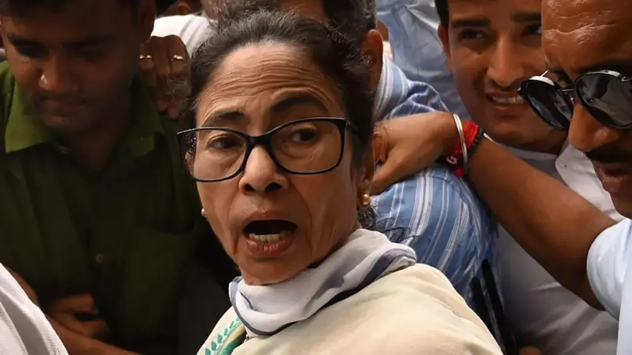 পশ্চিমবঙ্গে তৃণমূল কংগ্রেসের ভরাডুবির ৫ কারণ