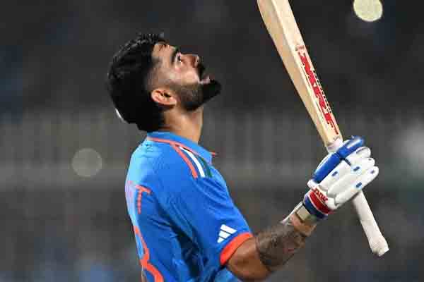 ওয়ানডের বর্ষসেরা ক্রিকেটার কোহলি