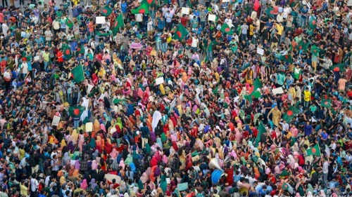 উত্তাল শাহবাগ থেকে নতুন কর্মসূচি ঘোষণা কোটাবিরোধীদের