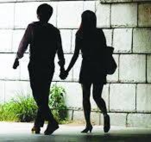 সরকারের টাকা পেয়েই তুলে প্রেমিকের হাত ধরে পালালেন ১১ তরুণী