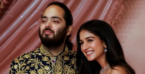 দাওয়াত ছাড়াই আম্বানির বিয়েতে গিয়ে আটক ২