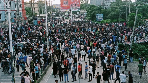 বিশ্ববিদ্যালয় বন্ধের সিদ্ধান্ত প্রত্যাখ্যান শাবিপ্রবি শিক্ষার্থীদের