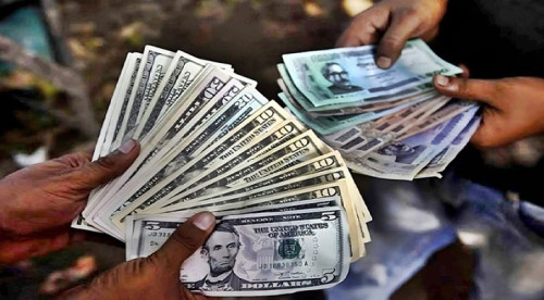 খোলাবাজারে ডলার বিক্রি ১২৫ টাকা দরে, সতর্ক বিক্রেতারা