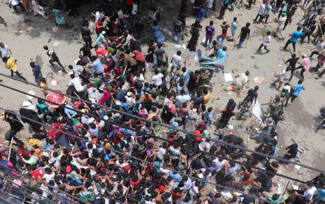 পাবনায় গুলিতে তিন শিক্ষার্থী নিহত, গুলিবিদ্ধসহ আহত ৪০