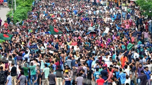 একদিন এগিয়ে সোমবার ‘মার্চ টু ঢাকা’