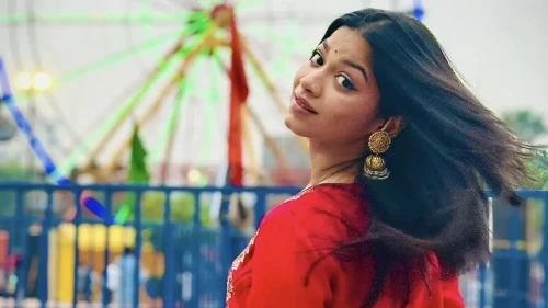 ছাত্রদের সঙ্গে রাস্তা পরিষ্কার করতে চান এ অভিনেত্রী