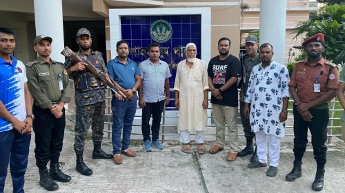 শাহমখদুম থানা ও সংখ্যালঘুদের বাড়ির নিরাপত্তায় যুবদল