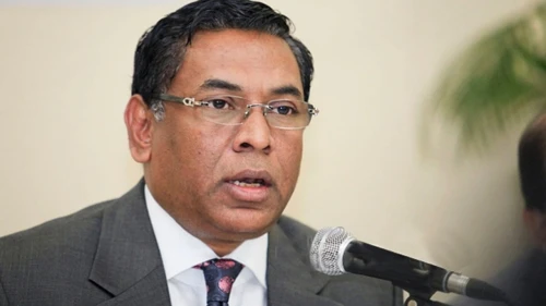 সাবেক জ্বালানিমন্ত্রীর ‘প্রিয় প্রাঙ্গণে’ শুধু নোটের বান্ডিল আর বিদেশি মুদ্রা