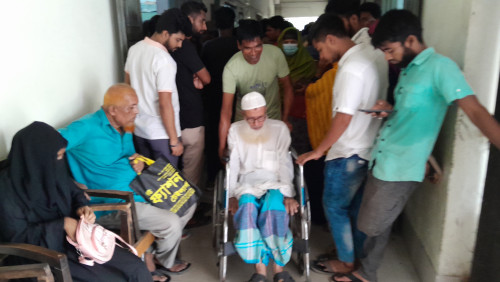 রাজশাহীতে চেক হাতিয়ে প্রতারণা  বৃদ্ধের বিরুদ্ধে ১৩টি মামলা