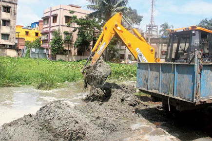 রাজশাহীর ভরাট হওয়া পুকুর-জলাশয়  পুনরুদ্ধার দাবি