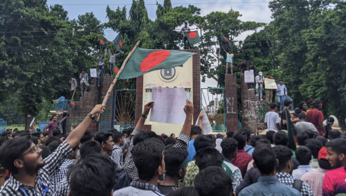 ভারতীয় আগ্রাসনে বাংলাদেশকে বন্যা কবলিত করার প্রতিবাদে রাবিতে বিক্ষোভ