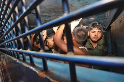 আনসার বাহিনীর ৩৯০ জন কারাগারে